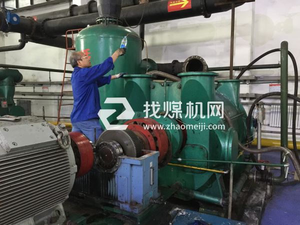 真空泵清洗除垢、全面維護(hù)